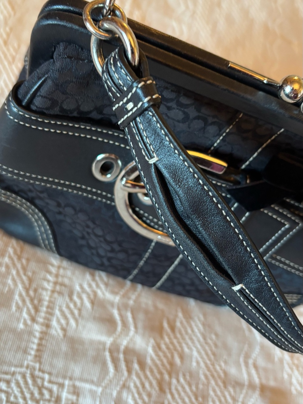 COACH Soho MINI KISSLOCK Bag ~ STYLE C05S-3649 Black Jacquard/Black Leather 2005 - Picture 12 of 17